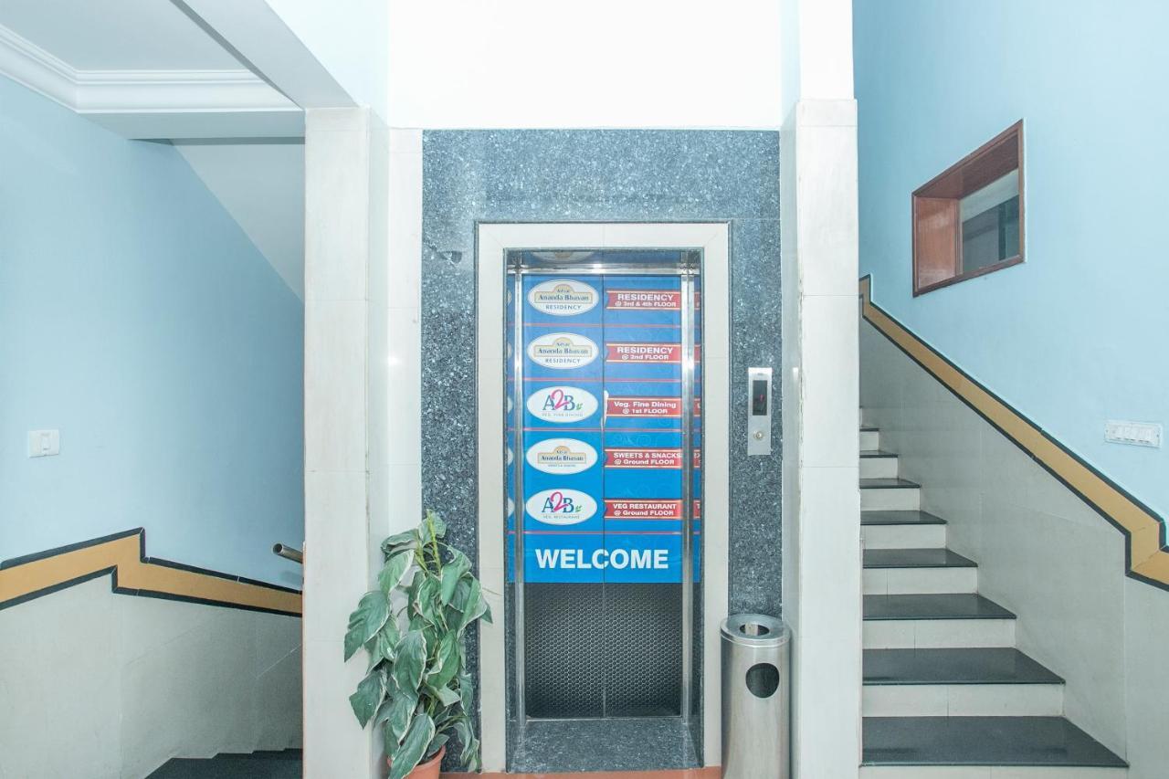 Oyo 579 Hotel Aab Bangalore Extérieur photo