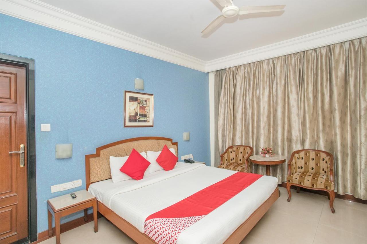 Oyo 579 Hotel Aab Bangalore Extérieur photo