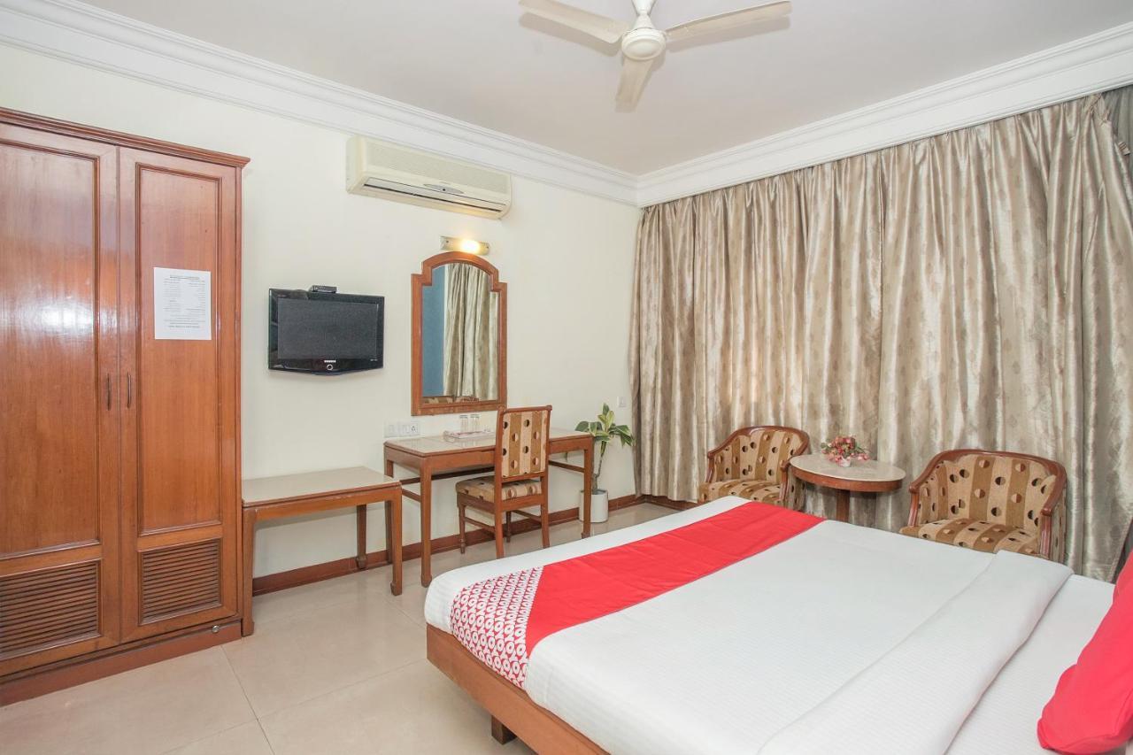 Oyo 579 Hotel Aab Bangalore Extérieur photo
