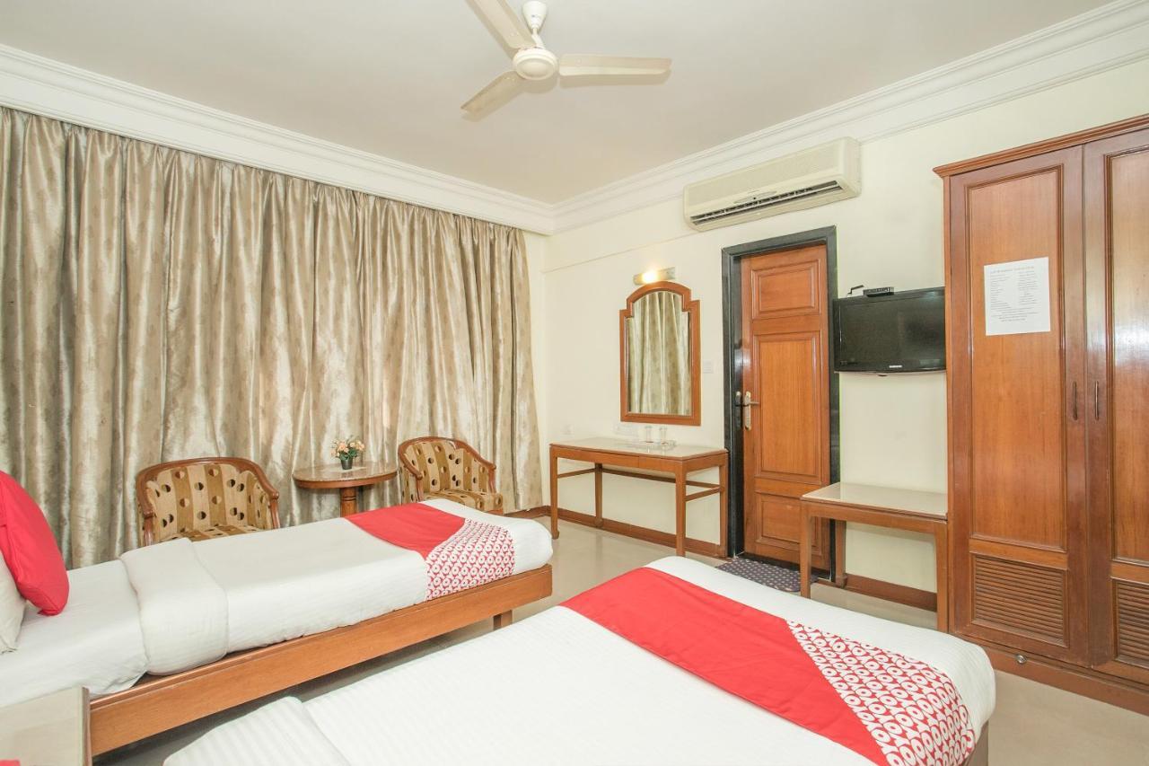 Oyo 579 Hotel Aab Bangalore Extérieur photo