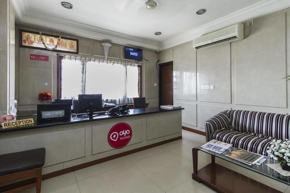 Oyo 579 Hotel Aab Bangalore Extérieur photo