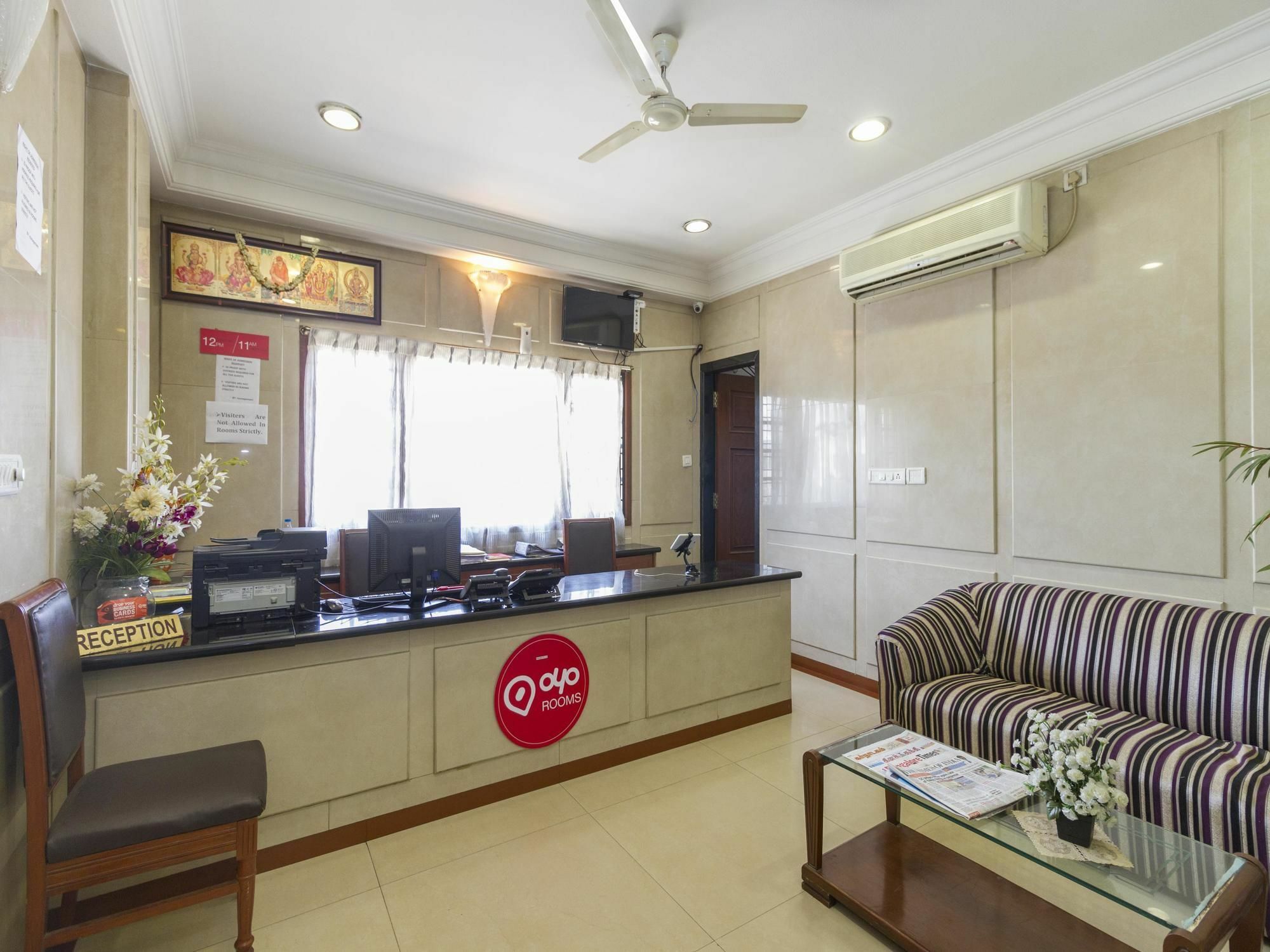 Oyo 579 Hotel Aab Bangalore Extérieur photo
