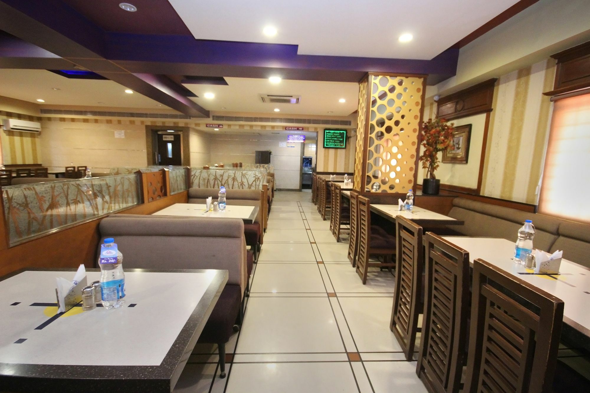 Oyo 579 Hotel Aab Bangalore Extérieur photo