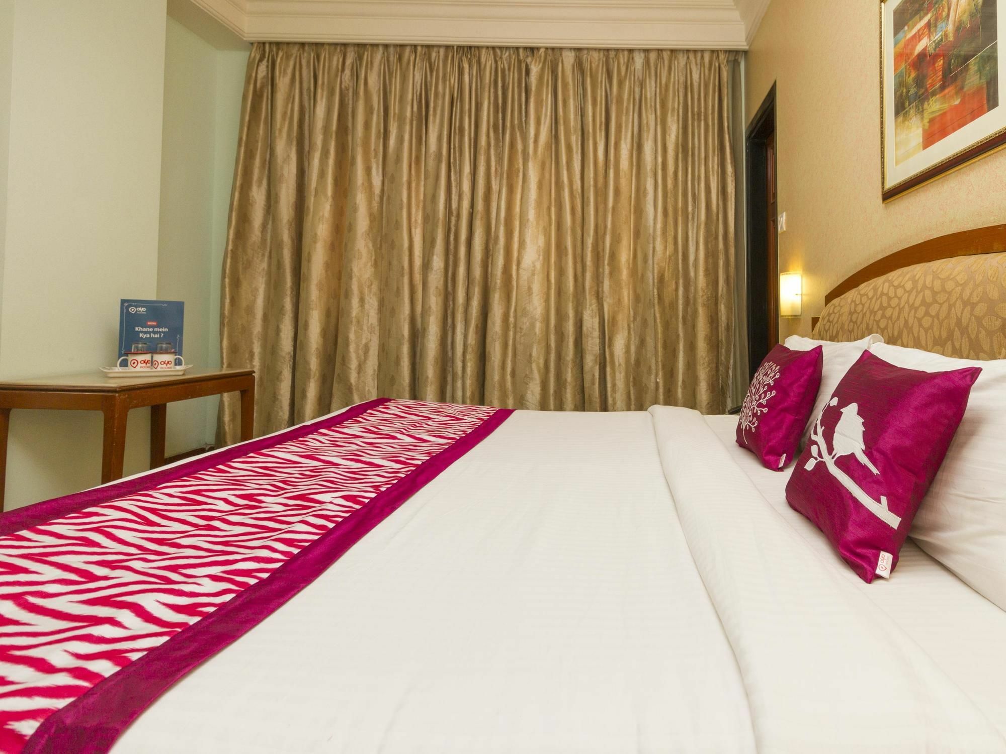 Oyo 579 Hotel Aab Bangalore Extérieur photo